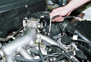 Снятие и замена модуля зажигания двигателя ВАЗ-2112